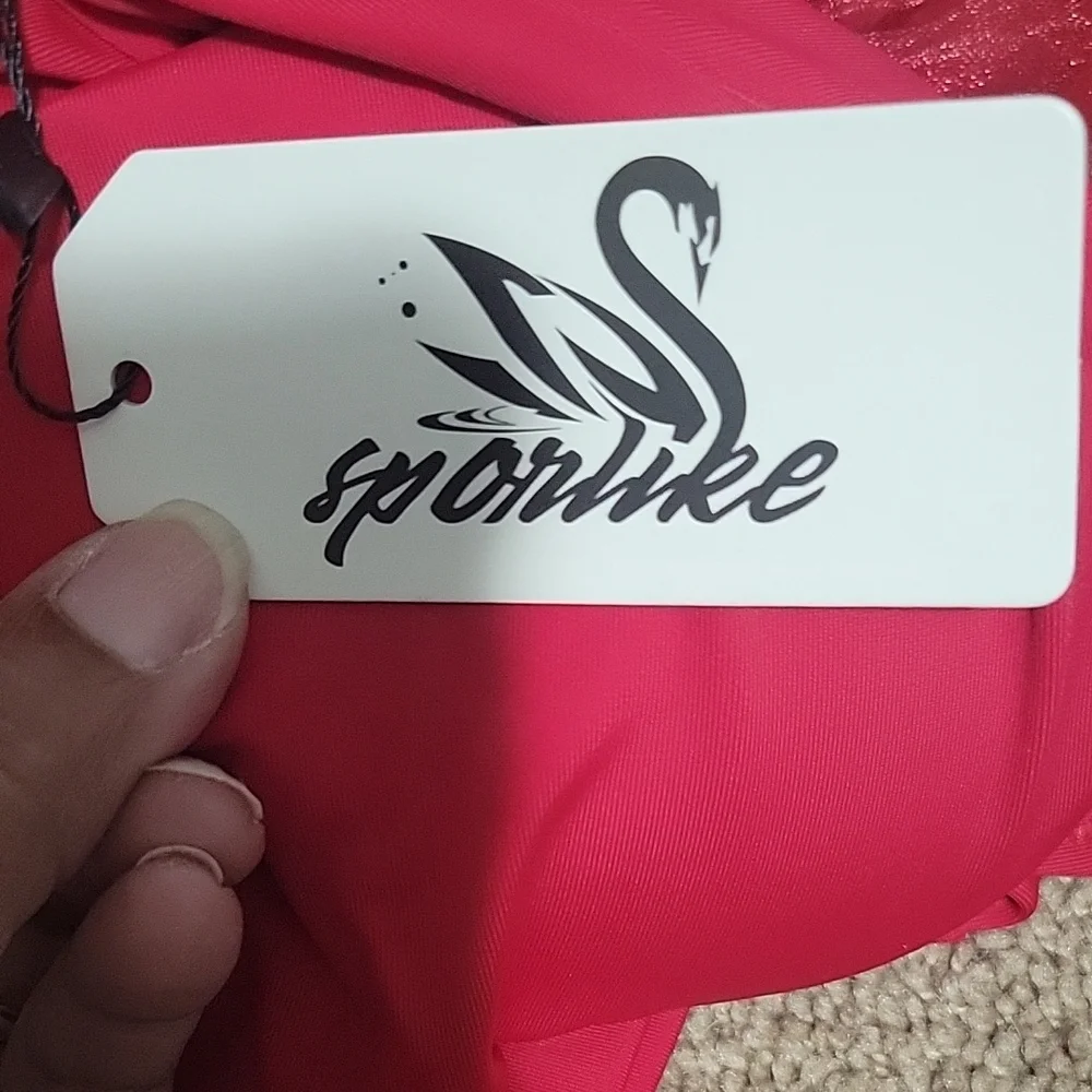 Chic Red Ruffle Bikini - Picture 2 of 2